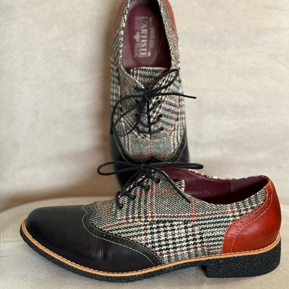 Brand new without tags L’artiste by Spring Step, size 42 Muggiasti shoes. - Picture 3 of 7